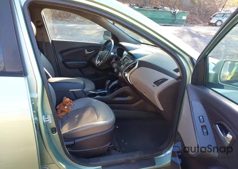 2013 Hyundai Tucson Gls from USA, damaged, VIN KM8JUCAC2DU582647